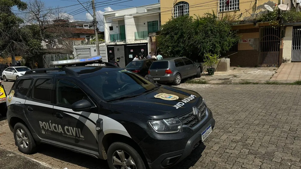 Homicídio no bairro Vila Bretas em Governador Valadares — Foto: Roberto Higino