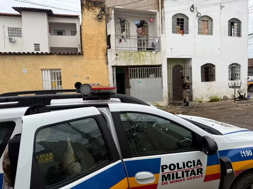 Sétimo assassinato do ano é registrado em Governador Valadares — Foto: Roberto Higino